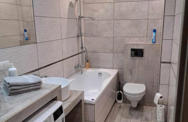 Nowoczesny apartament z dużym tarasem, 2 pokoje - Foto 11