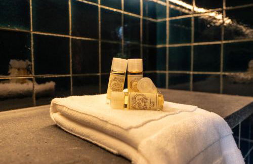 Caloura Suite - Photo 15