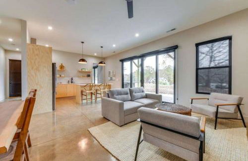 The Flat - A Lake View Retreat with Dock Access - Foto 9