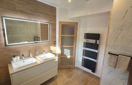 ARKANA, appartement avec 2 places de parking - Foto 13