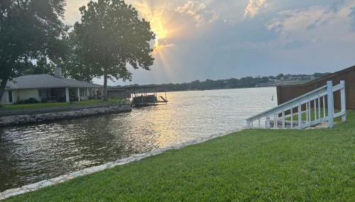 Lakefront Granbury, fishing, quite neighborhood, relaxing! - Foto 3