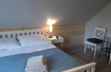 przy lesie - Foto 36