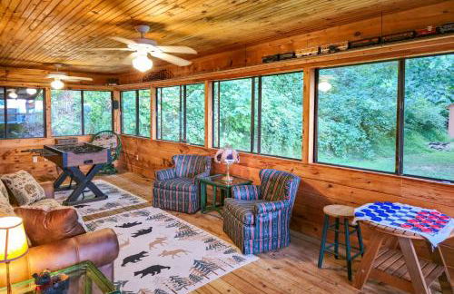 Smoky Mountain Cabin with Hot Tub and Views! - Foto 31