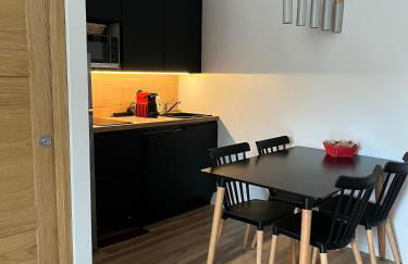 Appartement de la Fontaine à la Tour du Pin hyper centre parking privé - Foto 11