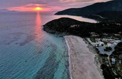 Cara Catherine - Foto 16