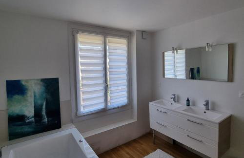 Maison cosy avec Balnéo & jardin - Foto 14