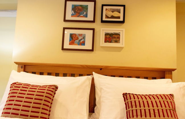 Trendy Two Bed Apartment With Private Garden - Foto 3