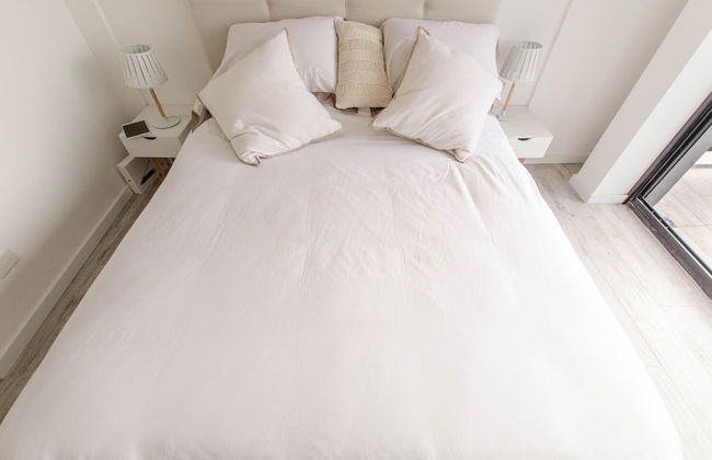 Lovely Business Loft Pool BBQ & Views - Photo 5