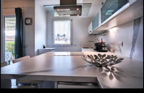 Elegant relax suite near Veron center fair lake Garda - Foto 13