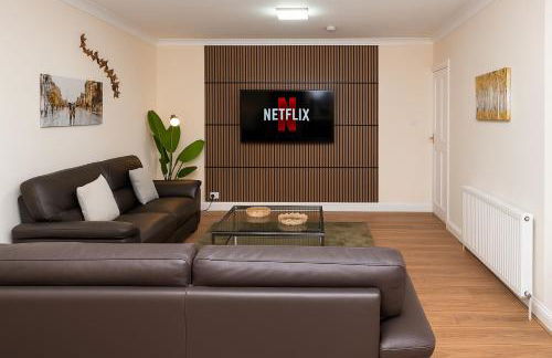 Large 4 Bedroom House Near Heathrow and M4 Free Parking - Foto 61