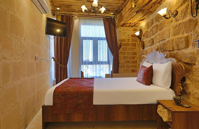 Narvella House - Photo 5