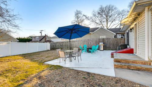 Walk to Beach Keansburg Home with Patio and Fire Pit! - Foto 3