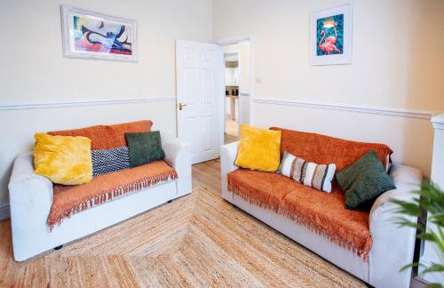 Newly Furnished Cosy 3 bed 20mins from City Center - Foto 17