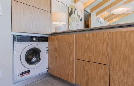 Stunning Beach House with Pool by LovelyStay - Foto 33