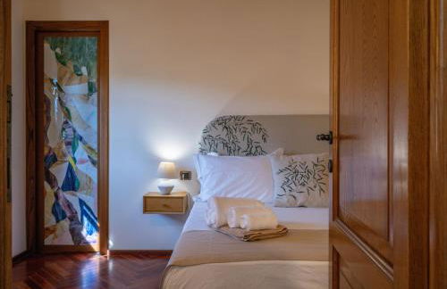 Villa in Tuscany with Pool and Olive Grove - Photo 23