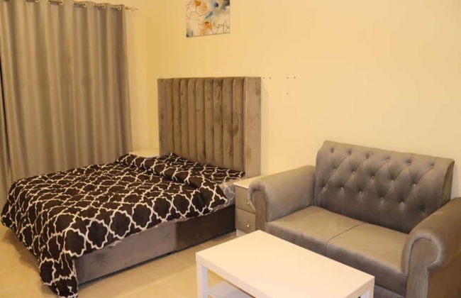 Lovely Studio With Balcony And Free Parking - Foto 1