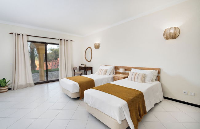 Colina Village - Photo 14