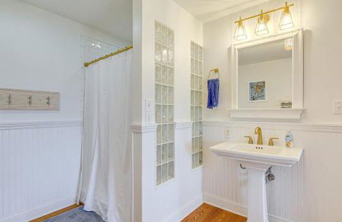 Waterfront Home with Screened Porch and Sunsets - Foto 13