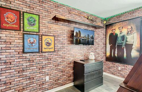 Cozy Townhouse with Private Pool in Kissimmee - Photo 17