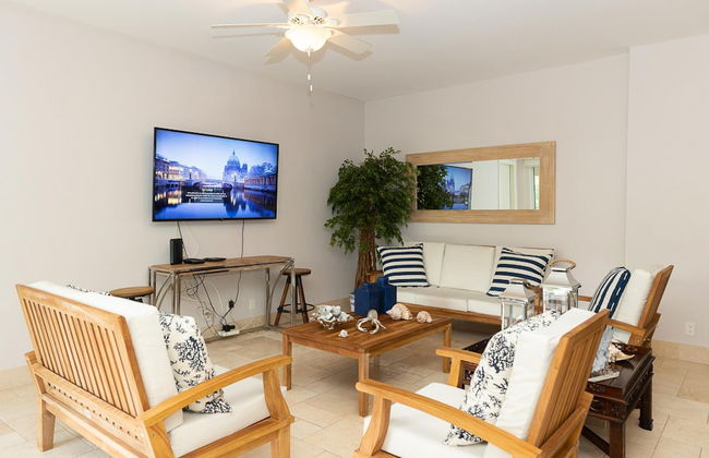 The Puerta del Sol Condo - Foto 23