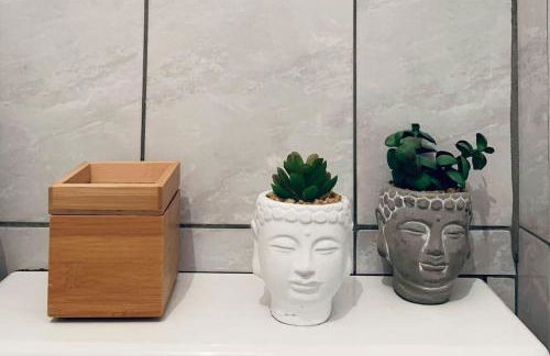 Lovely City Apartment with Balcony, central - Foto 3