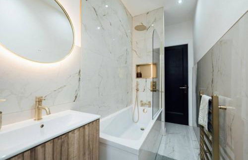 Sea View, 2 Bed Apartment, Central Largs - Foto 43