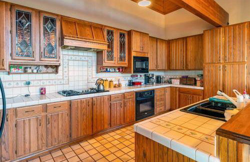 A LIVING CANVAS Amazing Lake View Custom Home - Foto 5