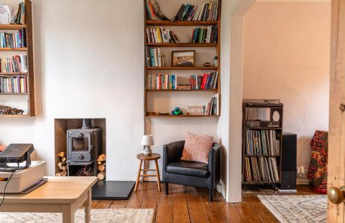 Stylish and Central Cottage Home in Montpelier - Foto 12