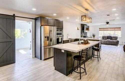 Pet-Friendly Las Vegas Home with Private Yard! - Photo 8