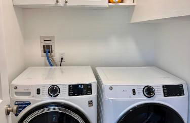 Sleeps 10, Approx 1 Mile to the Beach, Fully Renovated in 2025 - Foto 26