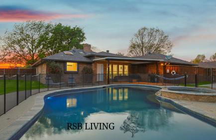 Gorgeous 4BR Holiday Home with Huge Yard and Pool - Foto 1