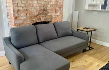 Jungle House Columbus Downtown Free Parking Sleeps 8 - Near Convention Center & Nationwide Arena - 2BR Short North Luxury Home - Over 5,800 Five Star Stays - Foto 5