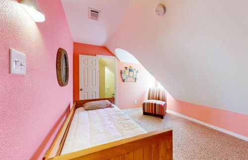 Lakefront Estate Stunning Views, Deck, Bar and Dock - Foto 28