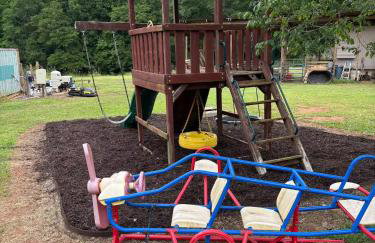 Cozy Country Poolside Getaway, 2BR, Near ATL - Foto 4