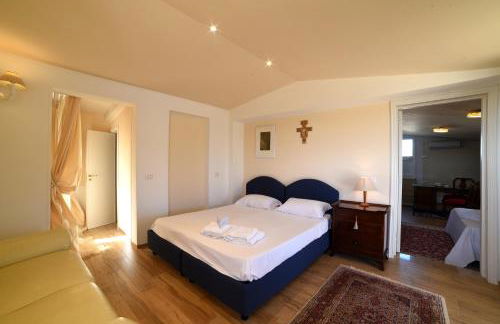 Villa Nina Luxury With Pool - Happy Rentals - Foto 12