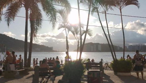 Apto acochegante com Praia e lazer - Foto 2