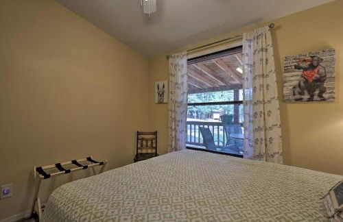 Updated Strawberry Family Cabin with 2 Private Decks - Foto 19