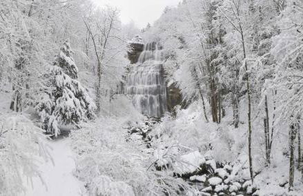 Le Chalain cosy proche centre ville - Foto 32