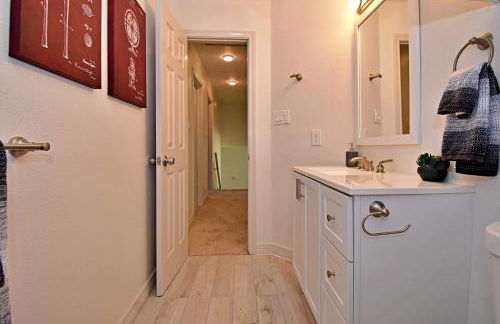 Dreamy Dripping Springs Near Parks, Hiking & More! - Foto 46