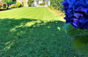 Surf Beach_Santa Barbara Secret Gardens - Photo 6