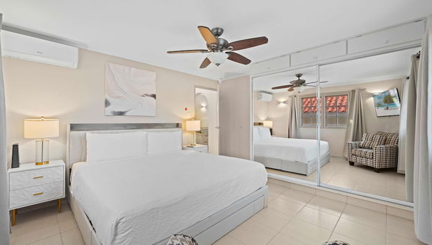 Rooi Koochi 27D - Foto 3, Servicios del alojamiento