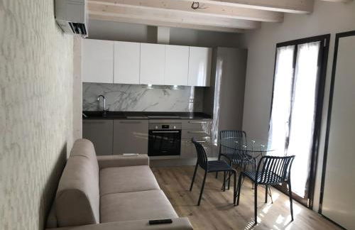 Maestrale Apartment - 150 from the beach - Photo 2