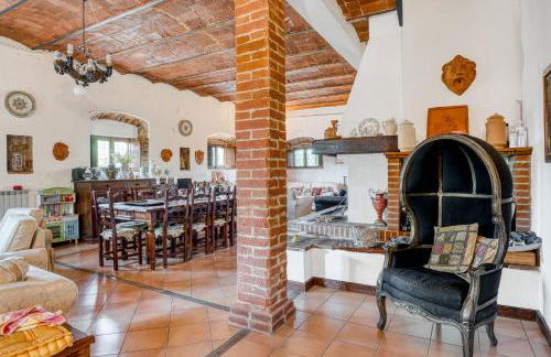 Timeless 19th-Century Villa with Private Pool Oasis - Photo 8