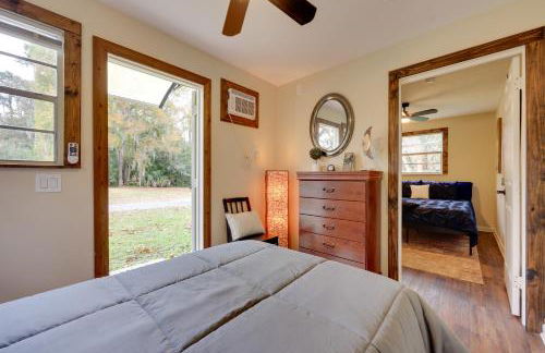 Hawthorne Anglers Cabin with Lake and Dock Access! - Foto 16