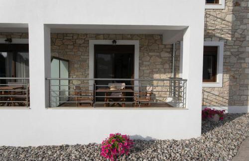 Michelangelo suites and apartments - Photo 21