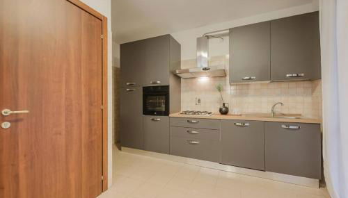 Unico Apt 3A, 2 camere, parcheggio gratis, 10 minuti da Venezia - Photo 5, stove