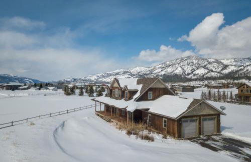 Alpine Airspace by KABINO Airpark Foosball Garage Satellite - Foto 45