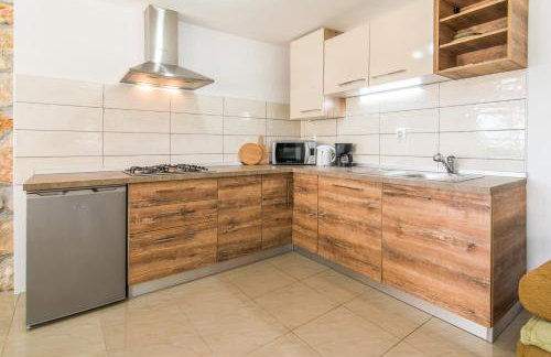 Holiday House Rosalia With Seaview And Swimming Pool - Photo 16