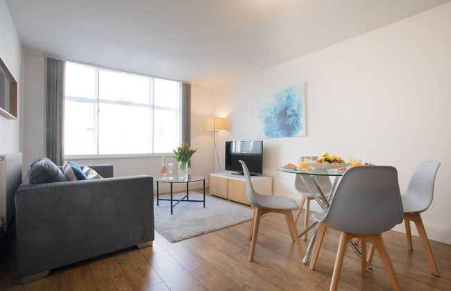 Rest & Recharge Regents Court 3bed 2bath - Foto 10