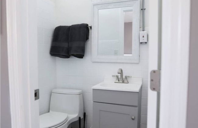 Whimsical 2BR 10-Mins to Nashville - Foto 8